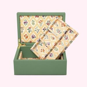 NWT STONEY CLOVER LANE Tabletop Jewelry Box In Green